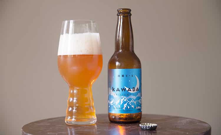 Kawaba beer bottle and glass