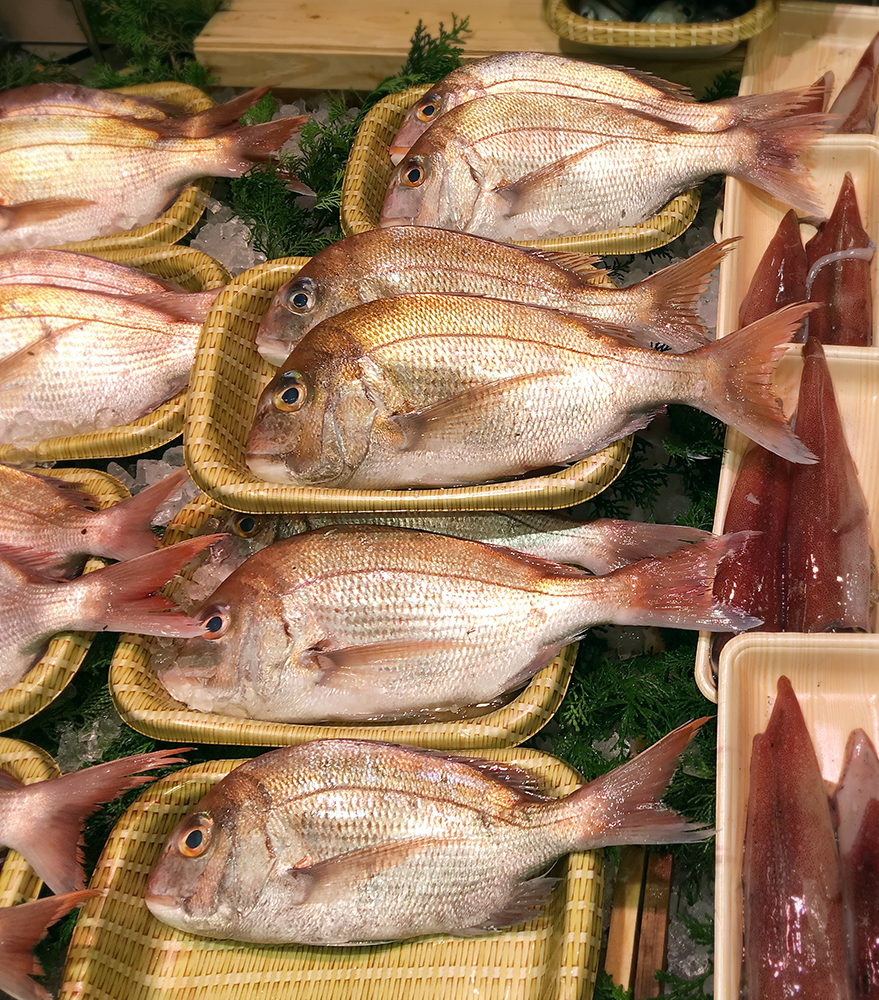 whole sea bream for sale at a Japanese market